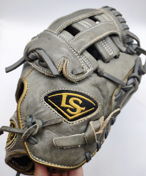 Louisville Slugger LXT Softball Glove