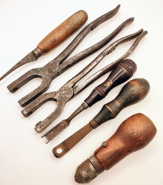 CS Osborne Leather tools