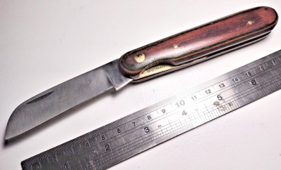 White Tail Cutlery Pocket Knife